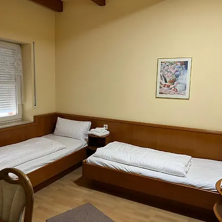 Hotel Zum Kaffeekaennchen 2*