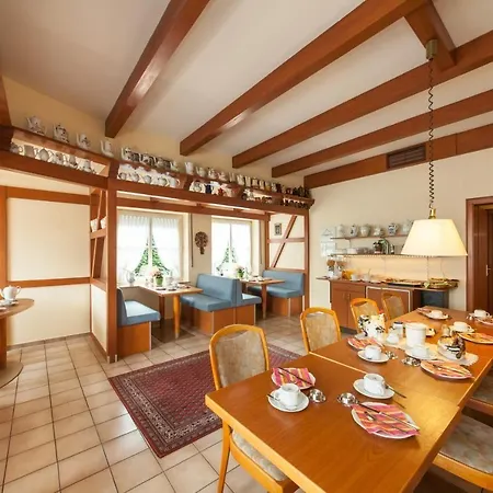 Hotel Zum Kaffeekaennchen 2*