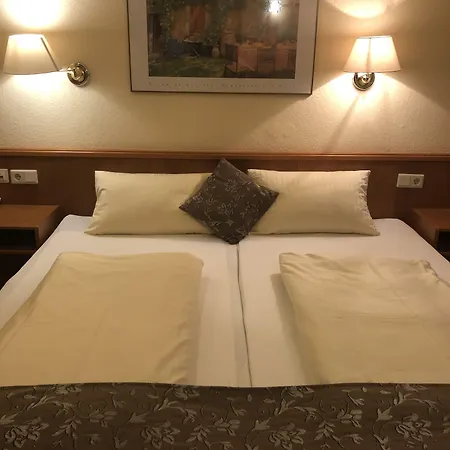 卡菲坎臣酒店 酒店